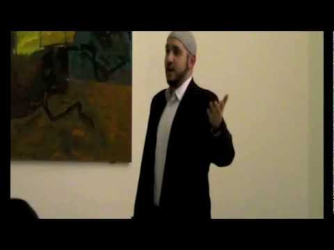 UK DEBATE: Should Muslims embrace democracy? Amedee Turner vs Abdullah al&nbsp;Andalusi
